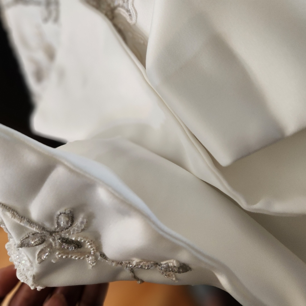 Satin Bridal Shawl - Picture 9 of 9